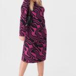 Dopasowana-sukienka-z-marszczeniem-amarantowo-czarna (5)