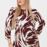 Bluzka z poduszkami na ramionach bordowa