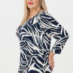 bluzka-z-poduszkami-na-ramionach-granatowa (10)