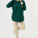 ciemnozielony-sweter-z-diamencikami (8)