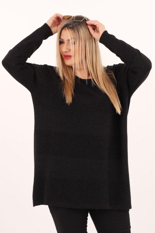 Czarny sweter damski oversize