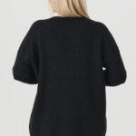 czarny-sweter-damski-z-kieszeniami (1)