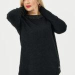 Czarny sweter z diamencikami