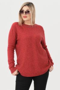 Czerwony sweter z diamencikami