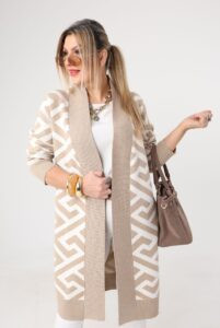 Długi damski kardigan beżowo-biały