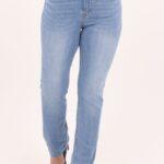 jeansy-damskie-prosta-nogawka (3)