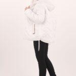 kurtka-ze-sciagaczami-biala (3)