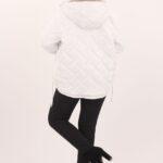 kurtka-ze-sciagaczami-biala (4)