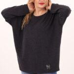 Czarna bluzka plus size o luźnym kroju, bluzka duży rozmiar XXL dla puszystych