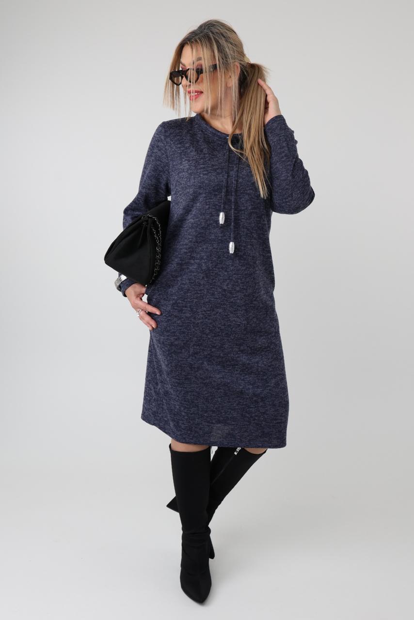 Granatowa sweterkowa sukienka plus size duże rozmiary 44-52
