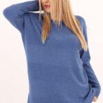 Niebieski sweter damski oversize