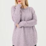 Różowy sweter z diamencikami