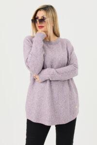 Różowy sweter z diamencikami