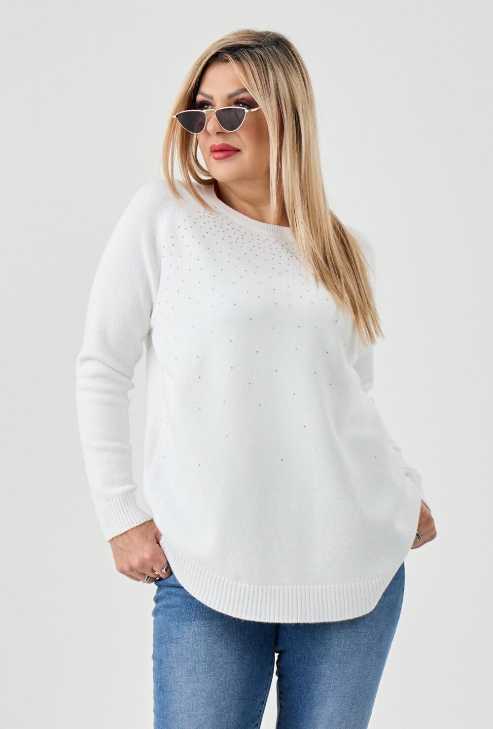 sweter plus size damski w kolorze białym