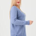 sweter-z-rozcieciami-po-bokach-jeansowy (3)