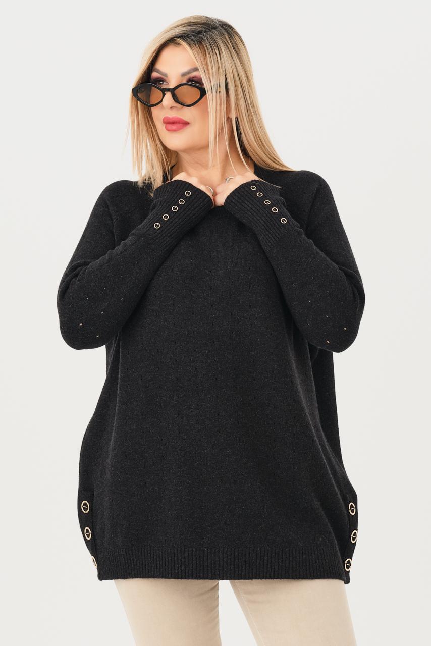 sweterek damski plus size w kolorze czarnym