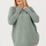 sweterek damski plus size w kolorze miętowym