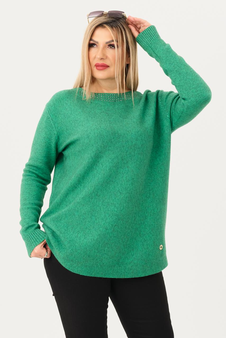 Zielony sweter z diamencikami