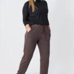 Brązowe-spodnie-dresowe-PLUS-SIZE-ocieplane (5)