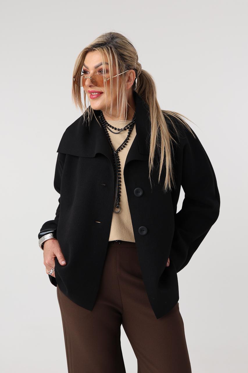 Czarna narzutka damska plus size na guziki 42-50