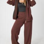 Elegancki-komplet-dresowy-damski-plus-size-brązowy (5)