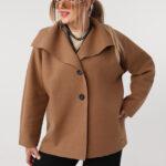 Jasnobrązowa-narzutka-damska-plus-size-na-guziki-42-50 (3)