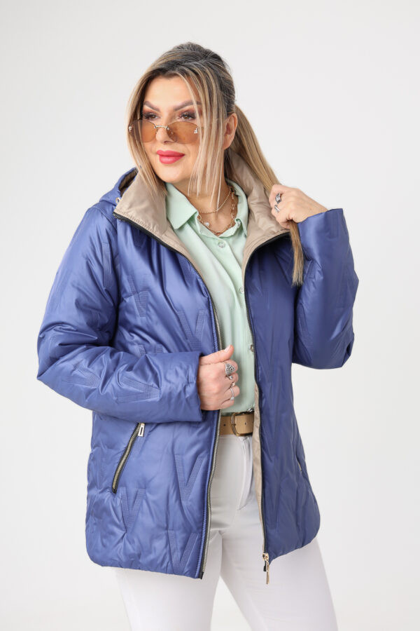 Kurtka przejściowa PLUS SIZE niebieska 40-48