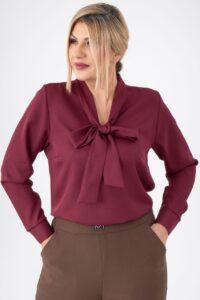 Elegancka bordowa bluzka plus size dla puszystych kobiet, rozmiary 44–54