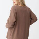 bluzka-z-dekoltem-v-plus-size-brazowa (4)