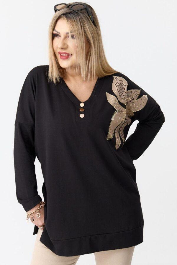 Bluzka z dekoltem v plus size czarna