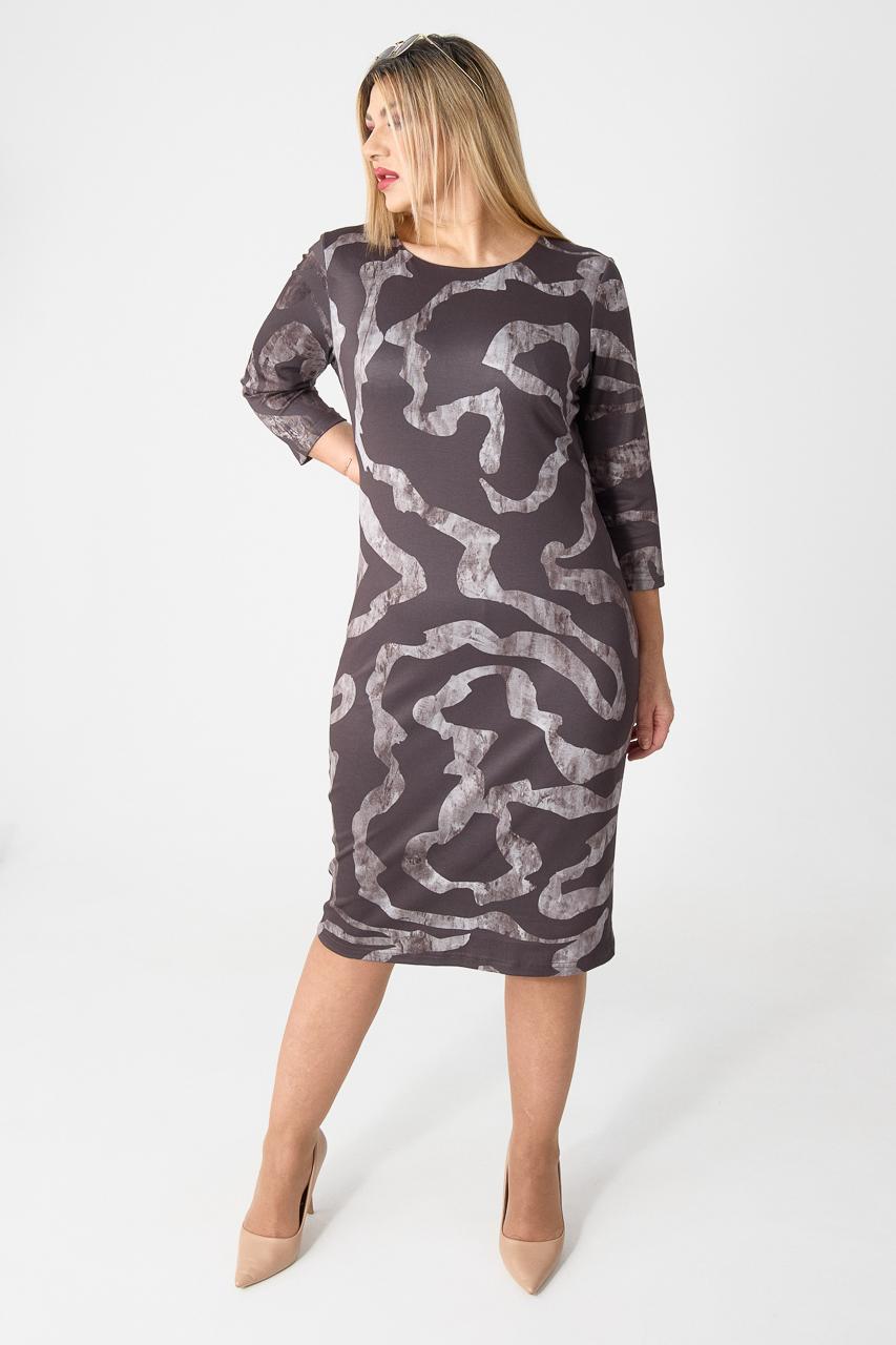 Brązowo-beżowa sukienka ołówkowa plus size we wzory 44-52