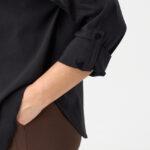 czarna-elegancka-koszula-damska-z-ozdobnymi-guzikami (3)
