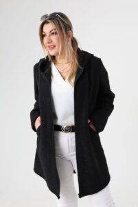 Kurtka parka dla puszystych czarna plus size