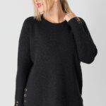 Sweter w dużym rozmiarze XXL prążkowany czarny