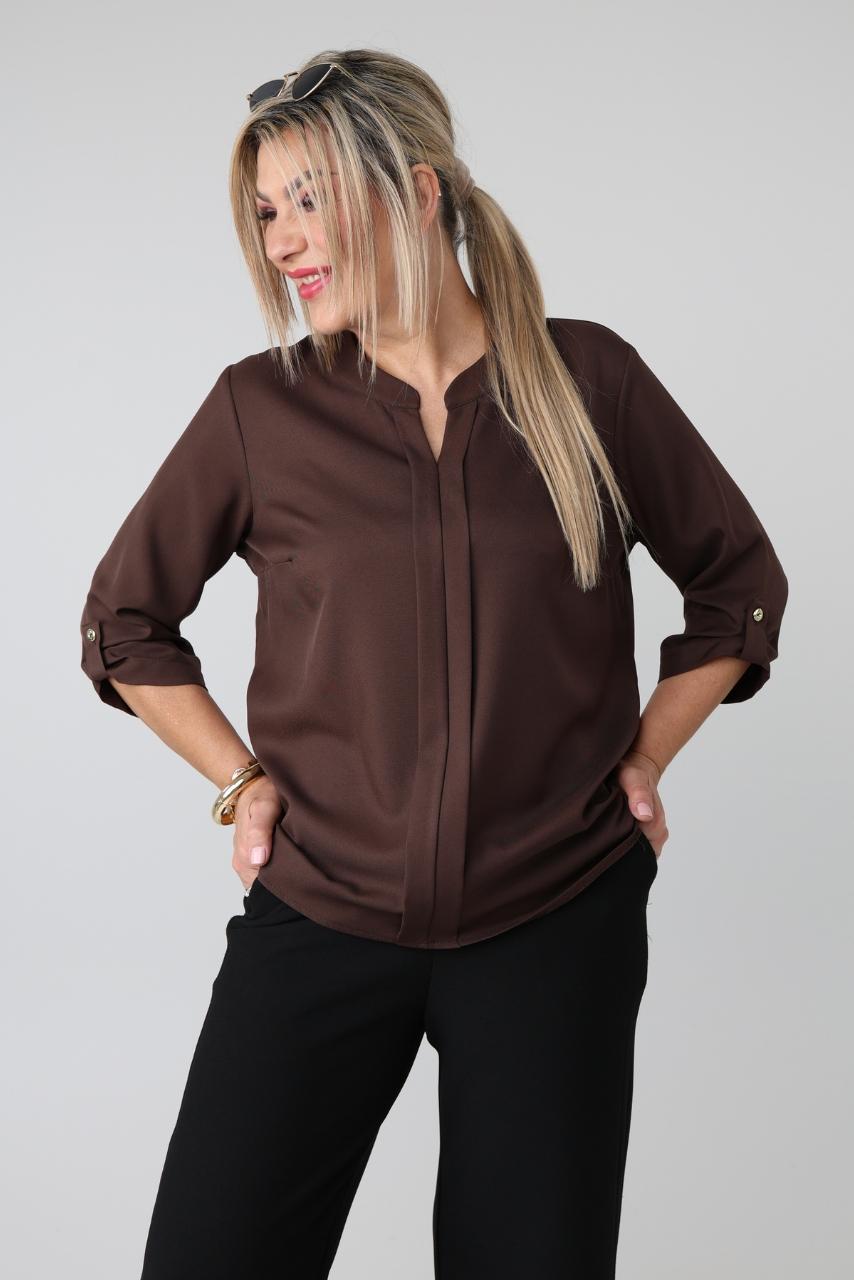 Elegancka bluzka w dużym rozmiarze brązowa – moda plus size