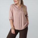 Elegancka bluzka w dużym rozmiarze beżowa – moda plus size
