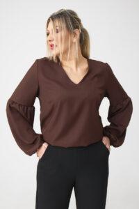 Elegancka bluzka z bufiastymi rękawami