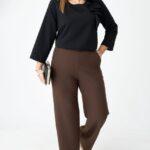 bluzka-z-falbanka-plus-size-czarna (5)