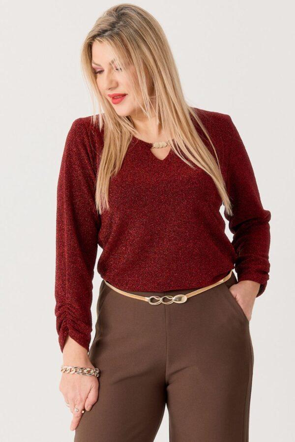 Bluzka wizytowa XXL z połyskiem – moda dla puszystych kobiet