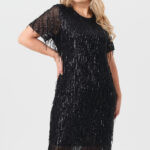 Cekinowa sukienka midi czarna