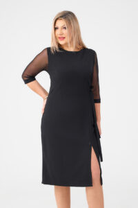 Czarna sukienka z rozcięciem PLUS SIZE 44-54
