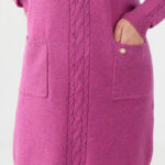 długi-sweter-z-kieszeniami-plus-size-amarantowy (5)