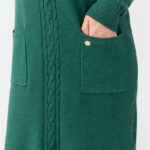 długi-sweter-z-kieszeniami-plus-size-butelkowy (4)