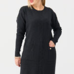 długi-sweter-z-kieszeniami-plus-size-czarny (4)