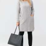 Sweter tunika dla puszystych z kieszeniami szary 44-50