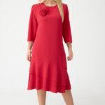 Czerwona sukienka wyszczuplająca plus size wizytowa z falbaną 44-52