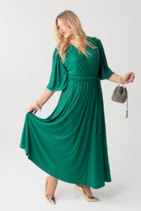 Błyszcząca wieczorowa sukienka plus size maxi zielona 44-52