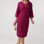 sukienka-blyszczaca-plus-size-z-falbana-amarantowa (1)