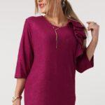 sukienka-blyszczaca-plus-size-z-falbana-amarantowa (3)