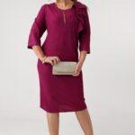 sukienka-blyszczaca-plus-size-z-falbana-amarantowa (6)